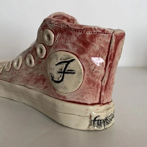 Fayezart Signed Northwest Studio Art Pottery Sneaker Converse Shoe Red - Picture 12 of 16